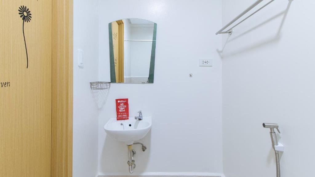 Reddoorz Premium @ Smdc Fairview Apartment Quezon City Bagian luar foto
